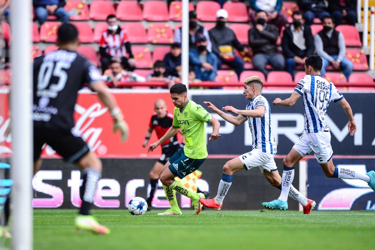 Pachuca controla el partido de principio a fin y pasan por encima de los Hidrorayos con una goleada de 1-3.