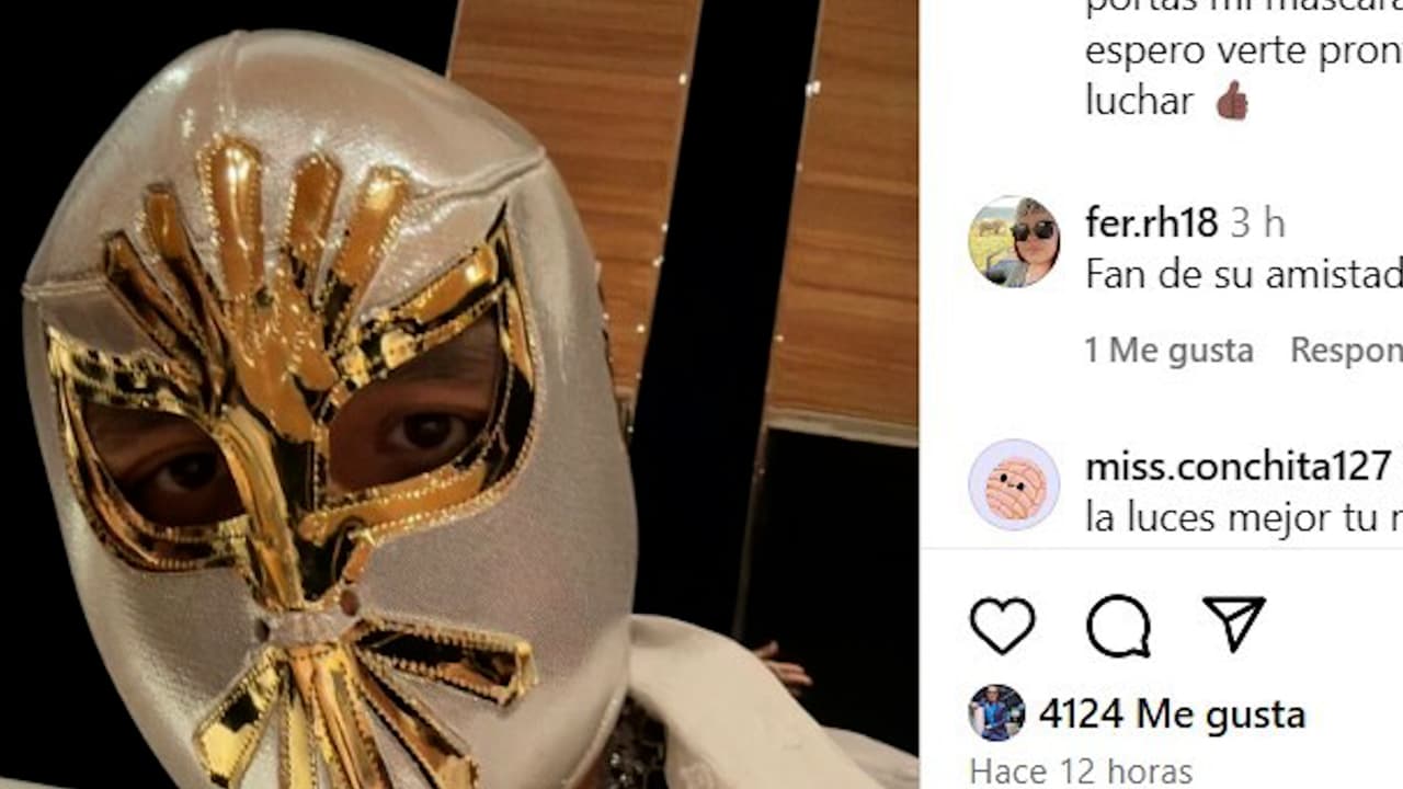 Christian Nodal se pone la máscara de Místico y así responde el luchador