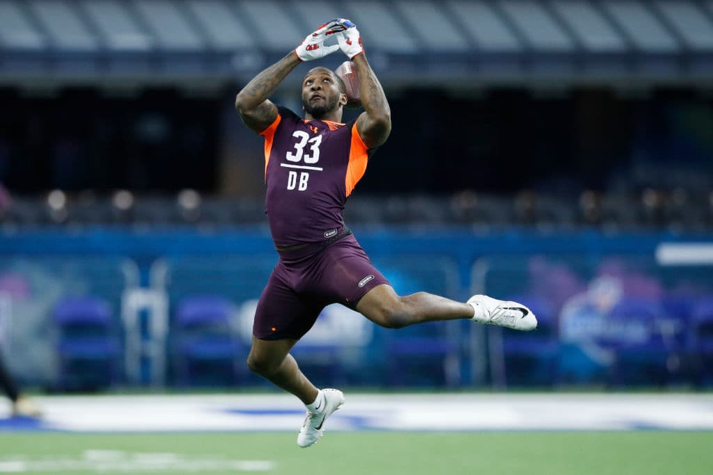 Es por ello que quienes salen bien librados del Scouting Combine tienen altas probabilidades de tener una carrera exitosa en la NFL, de ahí la importancia de esta semana de escudriñamiento celoso a los prospectos.