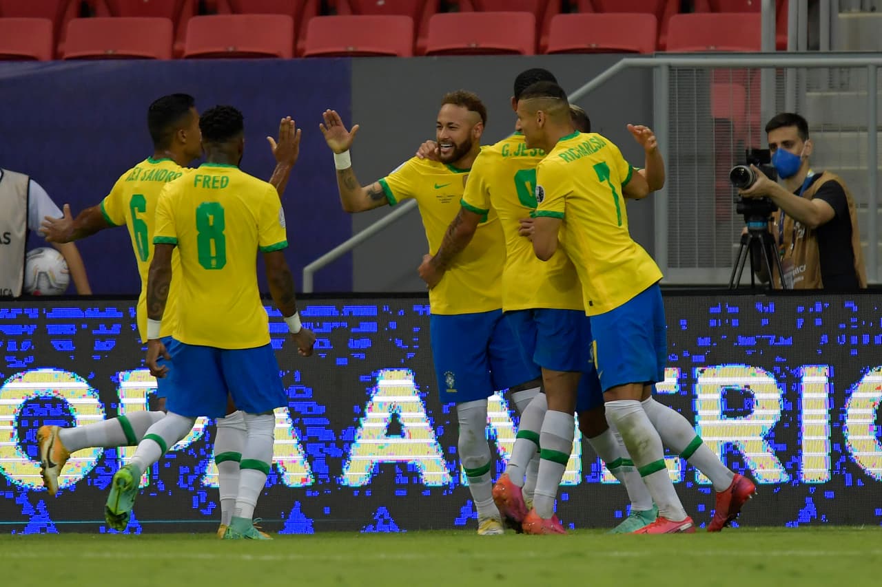 Brasil arrancó la Copa América goleando a Venezuela con una destacada actuación de Neymar.