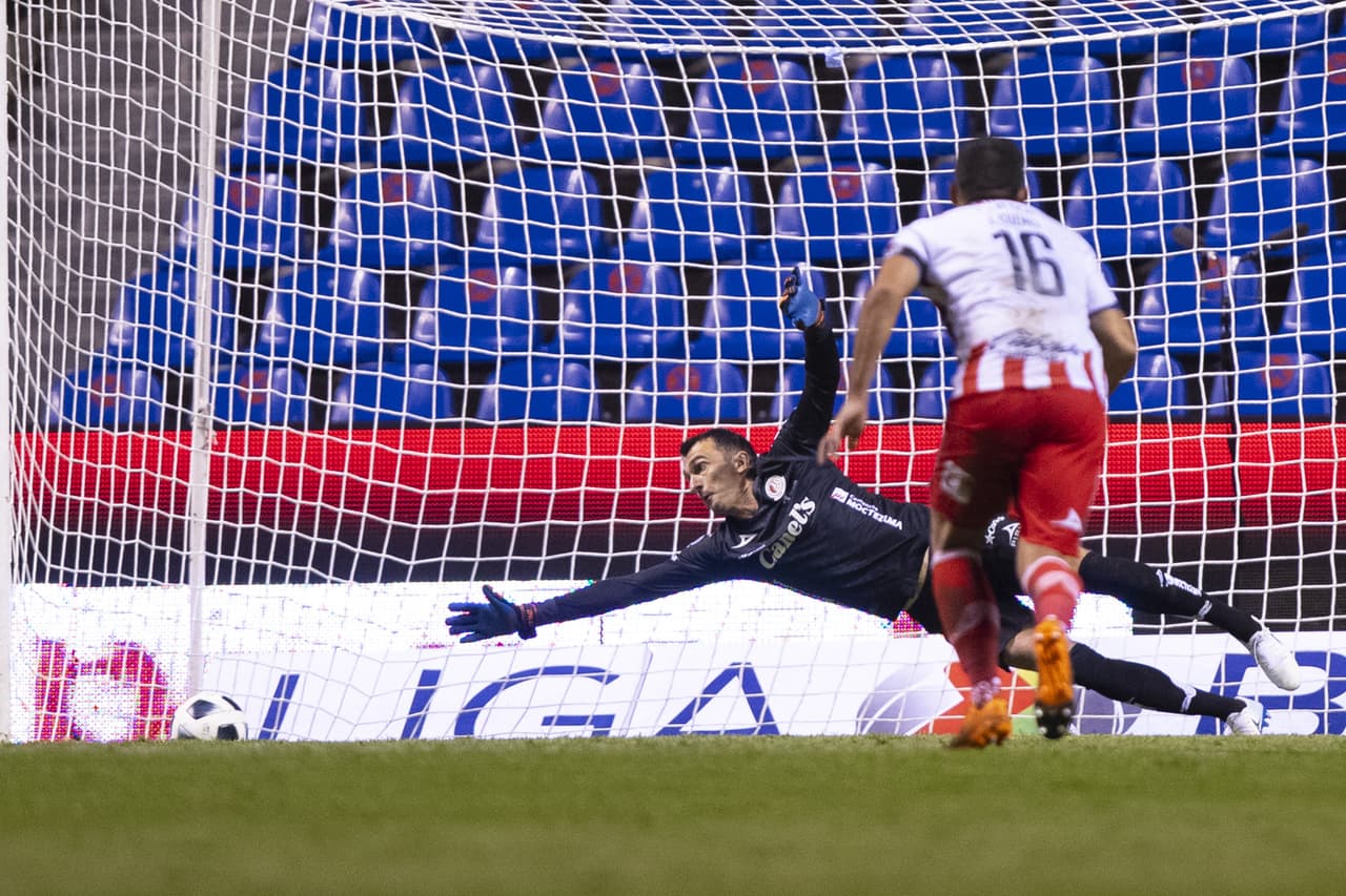 El encargado de cobrar fue George Corral para vencer a Marcelo Barovero.