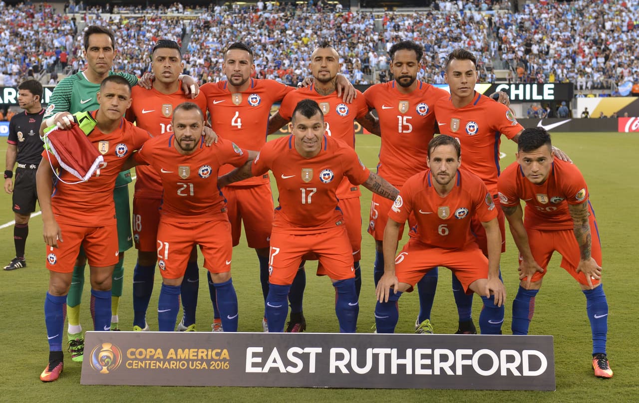 El actual campeón de América y la Copa América Centenario es el combinado que más elementos ha dado a la Liga MX. La selección chilena dirigida por Sampaoli en el 2015 y Pizzi en el 2016 ha nutrido con 7 elementos a los equipos aztecas.