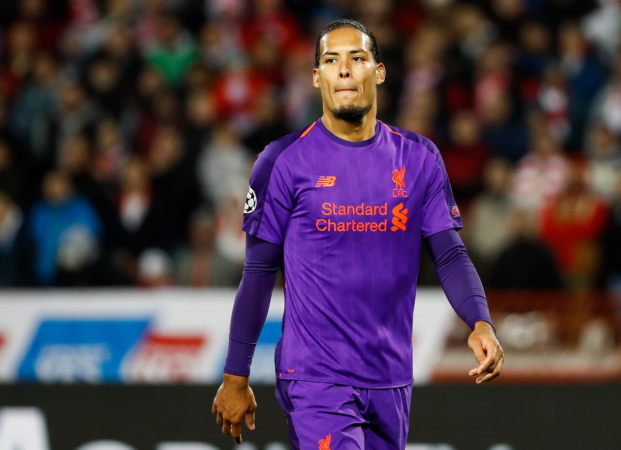 Por su parte, Van Dijk tiene 45 partidos jugados para llegar a 4.015 minutos con los Reds.