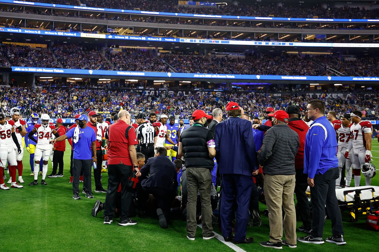 Los Ageles Rams fueron muy superiores a Arizona Cardinals en el último juego de la ronda de los comodines y avanzaron a la Ronda Divisional, donde se medirán a Tampa Bay Buccaneers.