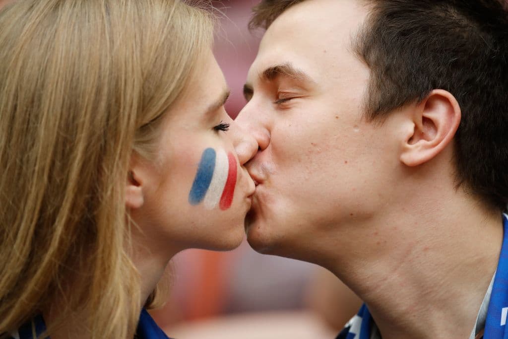 Los fanáticos del mundo vibran con la fiesta de la final entre Francia y Croacia, donde la alegría y el colorido se tomaron el estadio de Luzhniki para conocer el campeón de Rusia 2018.
