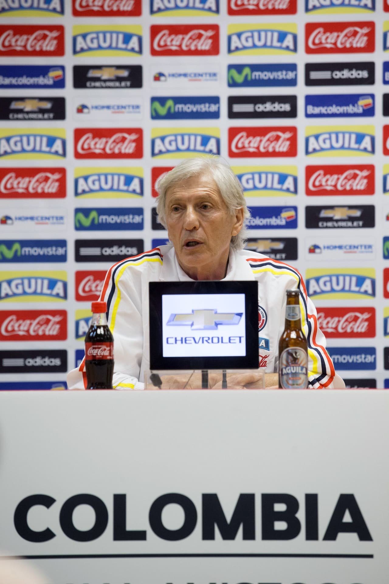 De acuerdo a Pékerman, el '10' madridista es "muy voluntarioso en el trabajo y se siente feliz en la Selección y con ganas de triunfar, igual que en el Real Madrid, el club al que soñó ir desde niño".