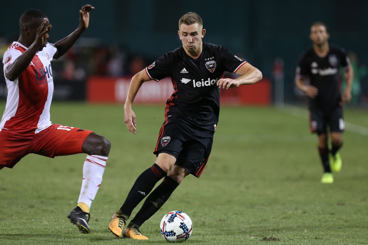 Russell Canouse sorprendió por la solidez de su juego en la mitad del campo de D.C. United. (USA Today Images)