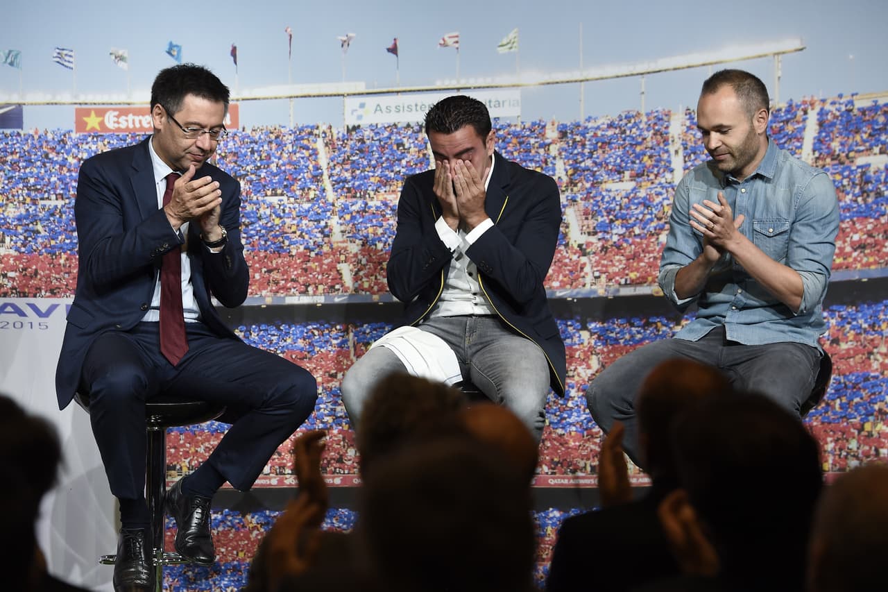Xavi recibió un emotivo homenaje de despedida por parte del Barcelona y personajes importantes en su carrera, aquí las mejores imágenes.