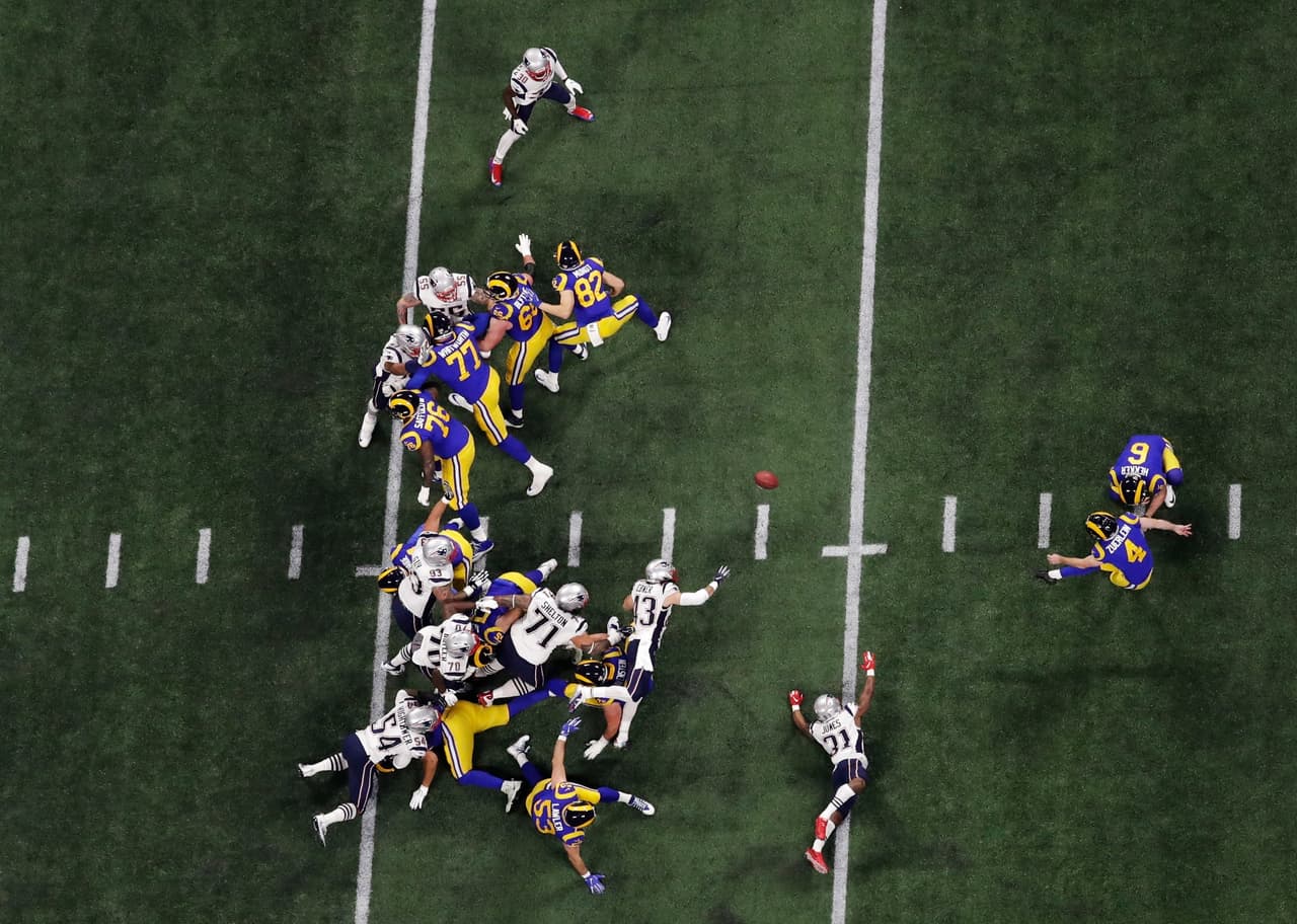 Pero restando 2:11 en el tercer cuarto, Greg Zuerlein conectó un gol de campo que puso 3-3 el juego.