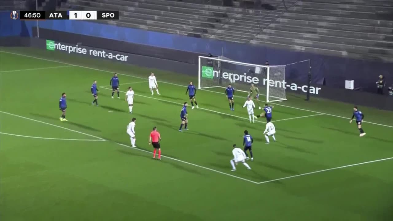 ¡TIRO ATAJADO! disparo por Marcus Edwards.