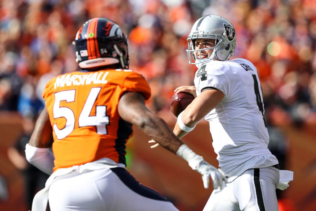 Los Raiders reaccionaron y se fueron al descasnso perdiendo por apenas tres puntos (10-7).