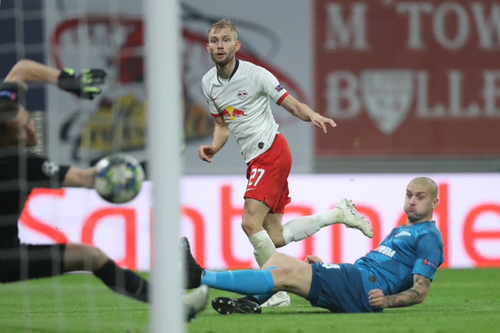 RB Leipzig 2-1 Zenit. Los alemanes vinieron de atrás para ganar en casa, con goles de Laimer y Sabitzer; por el Zenit ruso descontó Rakitskiy.