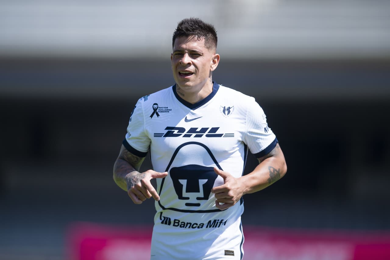 JUAN MANUEL ITURBE OF PUMAS during the game Pumas UNAM vs Toluca, corresponding to Day 14 of the Torneo Apertura Guard1anes 2020 of the Liga BBVA MX, at Olimpico Universitario Stadium, on October 18, 2020. 
<br>
<br> JUAN MANUEL ITURBE DE PUMAS durante el partido Pumas UNAM vs Toluca, correspondiente a la Jornada 14 del Torneo Apertura Guard1anes 2020 de la Liga BBVA MX, en el Estadio Olimpico Universitario, el 18 de Octubre de 2020.