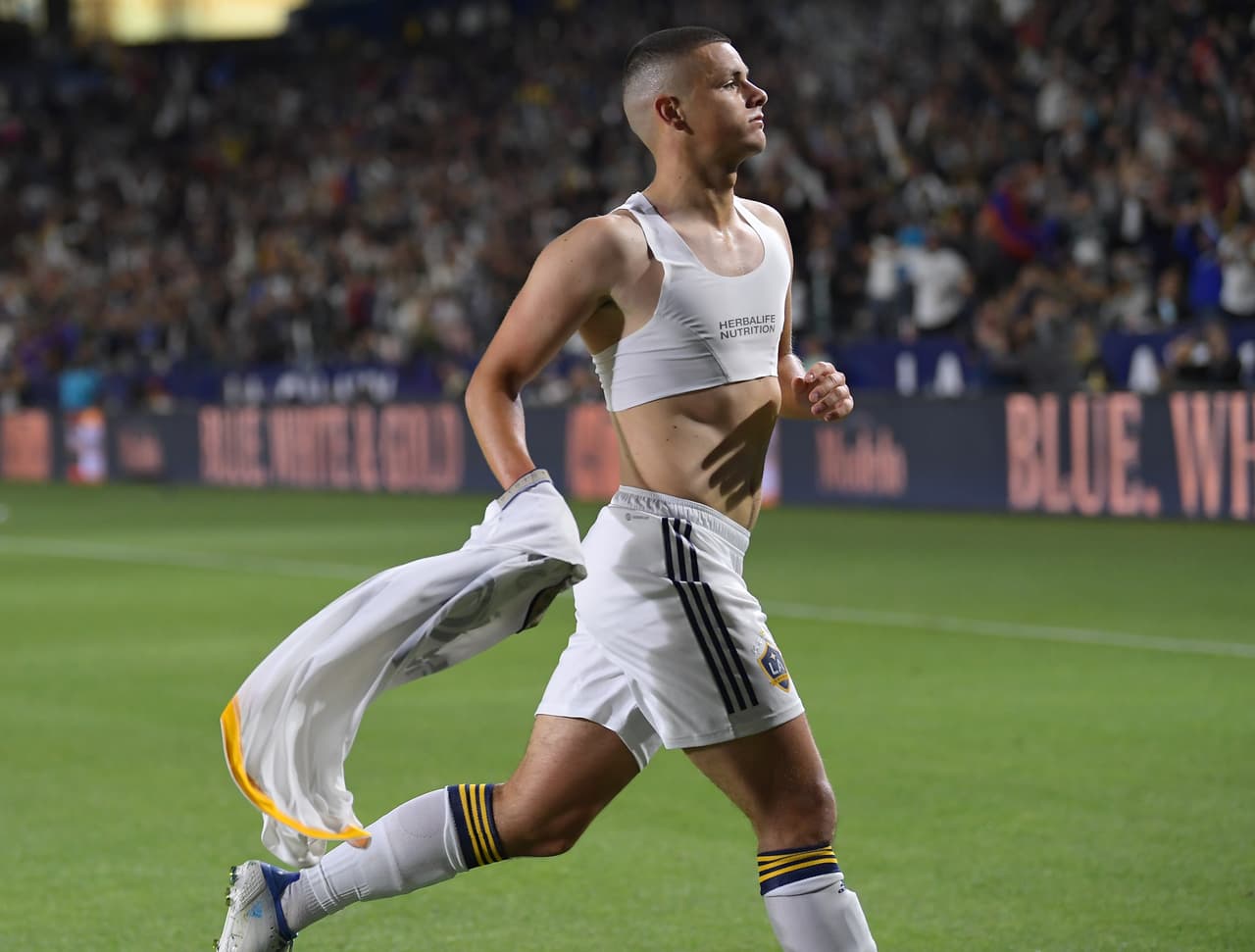 La acción de Joveljic alivió a un LA Galaxy que trabajó durante todo el partido.
<br>