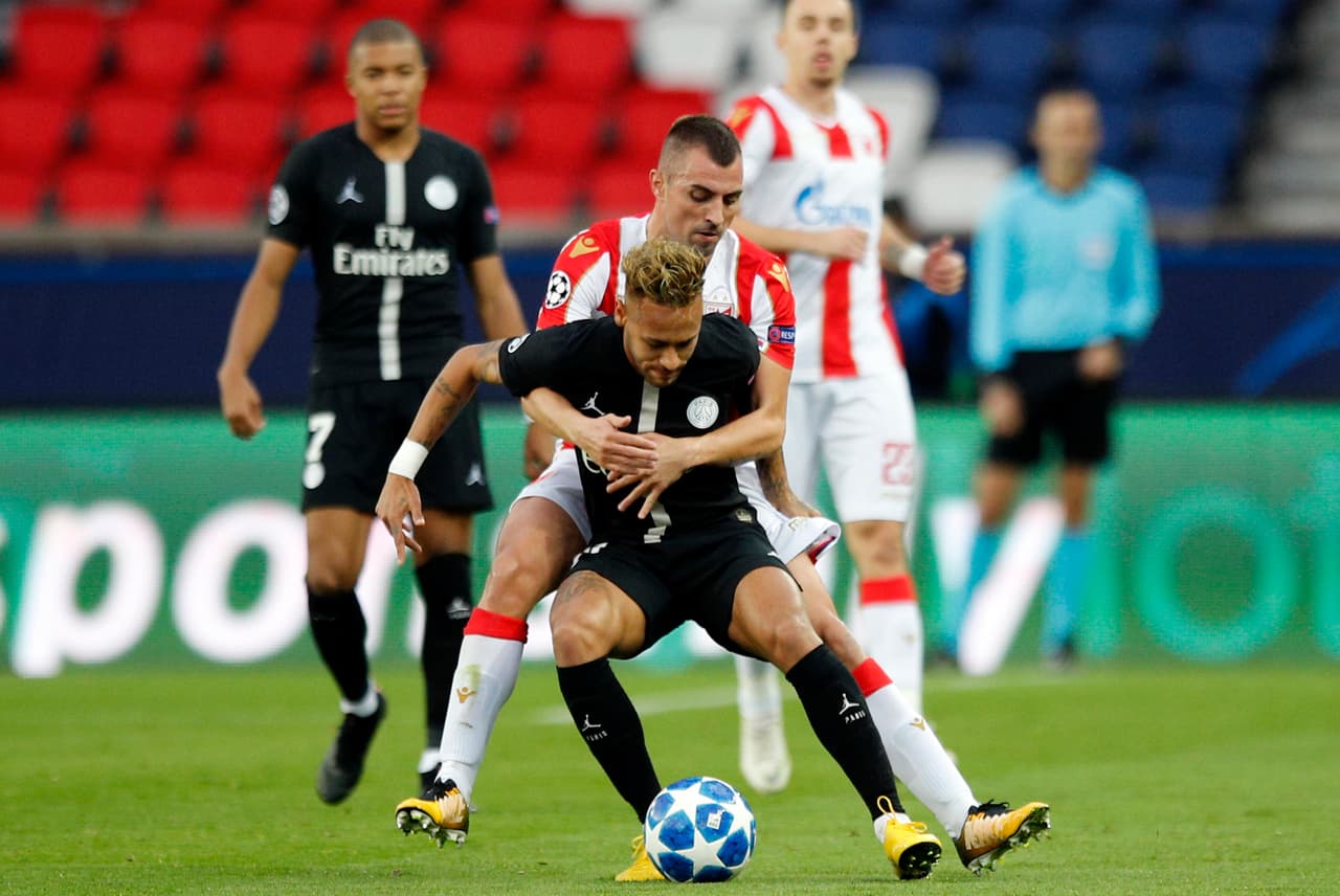 También es clave anotar que el brasileño fue presa de los defensas del equipo serbio, que entendieron su importancia en el juego.