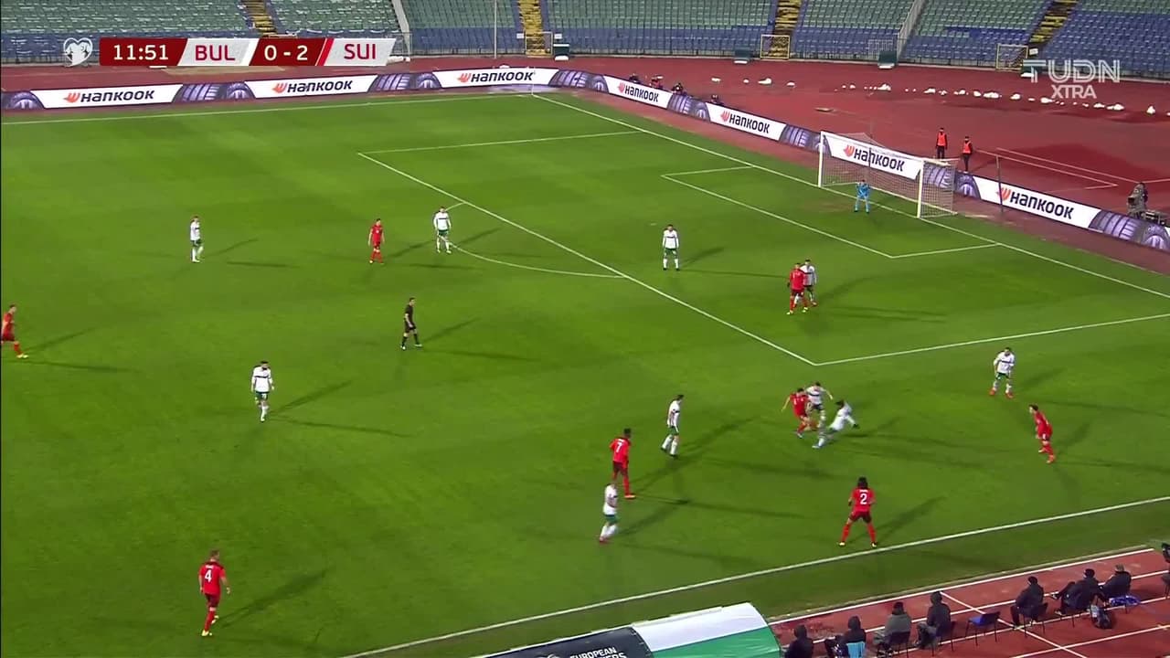 ¡AUTOGOL! de Plamen Iliev para Suiza.