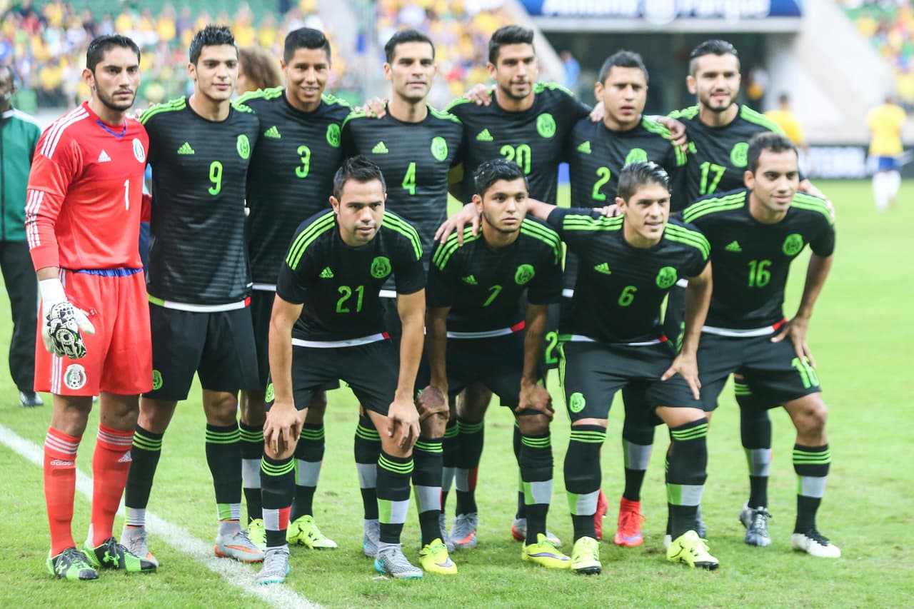 Las selecciones de México y la de Jamaica son las dos invitadas en la Copa América 2015, torneo en el que los primeros ya han participado en ocho ocasiones, mientras que los segundos celebran su debut.