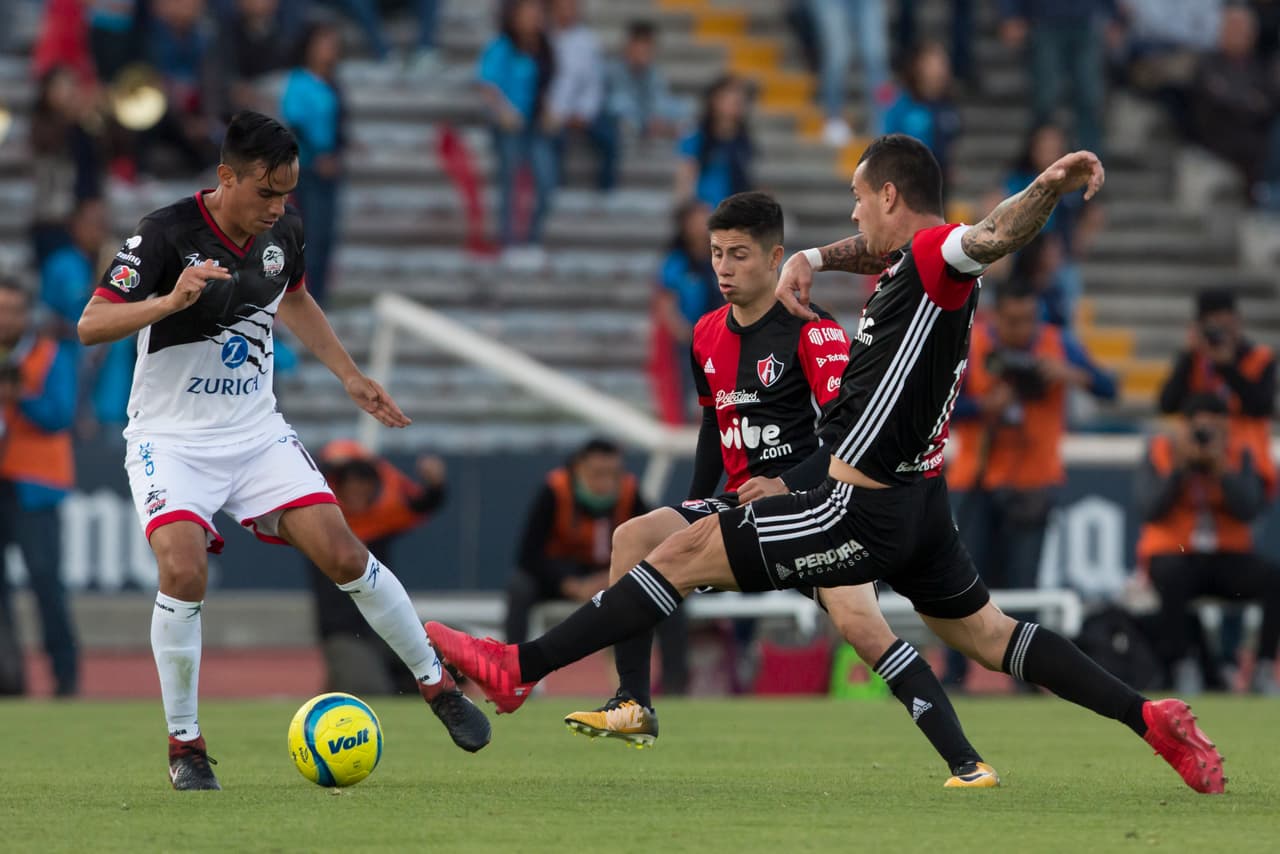 Eso fue todo para el Atlas. A partir de ese momento el juego fue monopolizado por Lobos BUAP que dio su mejor exhibición en lo que va del Clausura 2018.