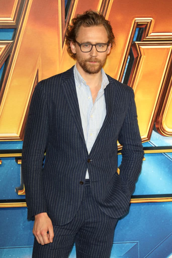 Cuando el villano más peligroso de su mundo envía a la Tierra a las fuerzas más oscuras de Asgard, Thor se dará cuenta de lo que realmente hace falta para ser un verdadero héroe.
<br>