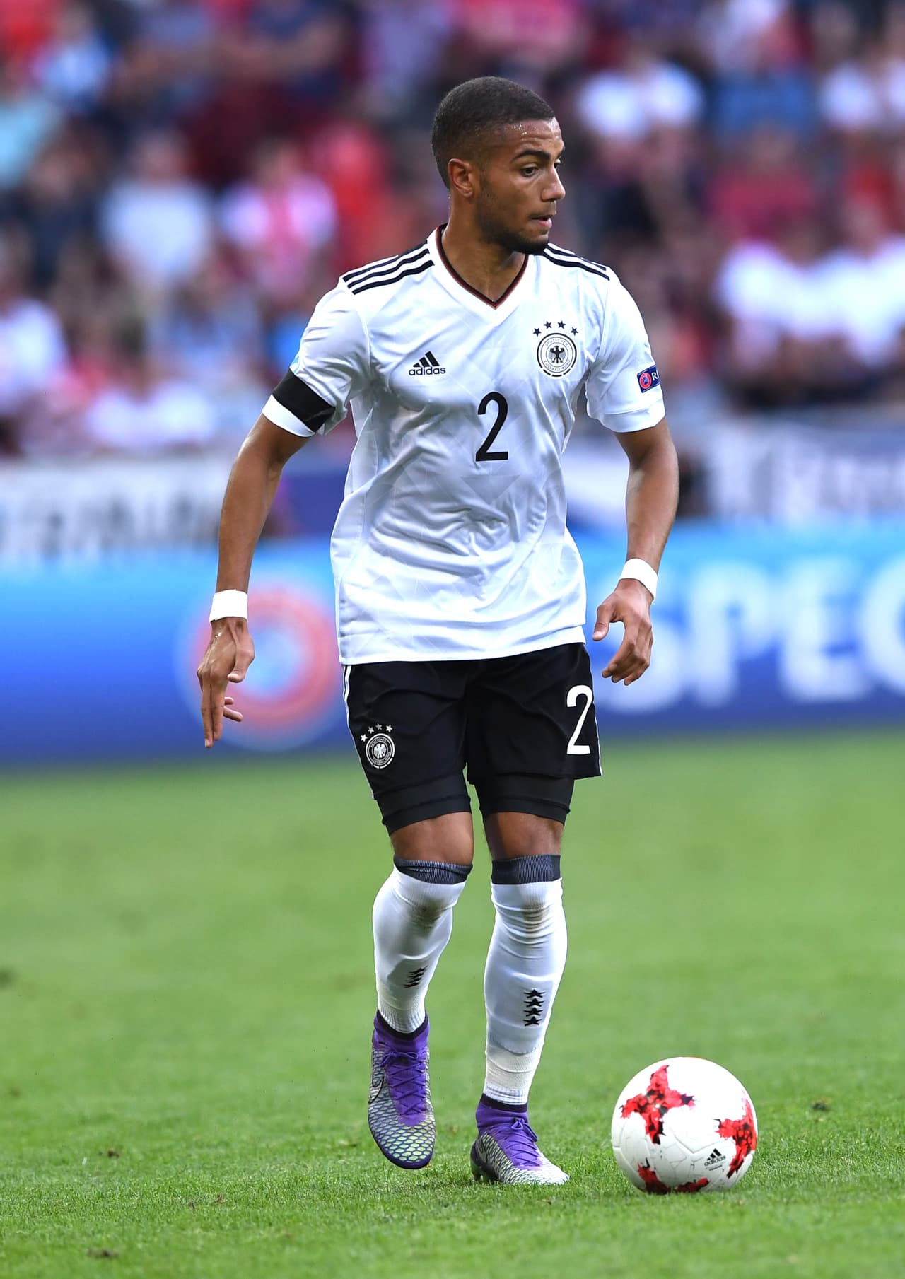 Jeremy Toljan (Hoffenheim - Alemania)