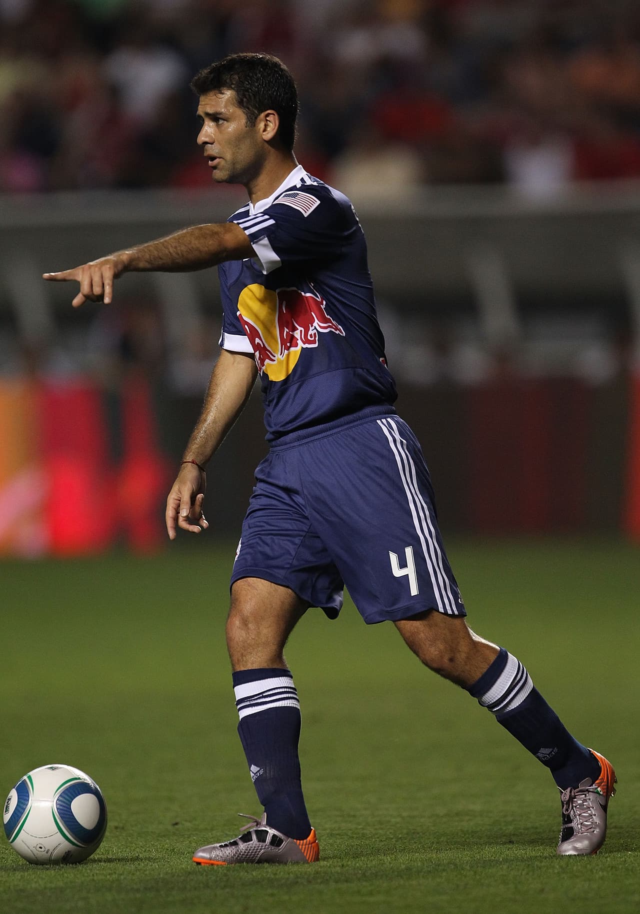 Rafael Márquez - el 'Kaizer de Michoacán' jugó su primer partido en agosto de 2010 con New York Red Bulls, sumando 61 minutos en el empate por 0-0 en casa del Chicago Fire.