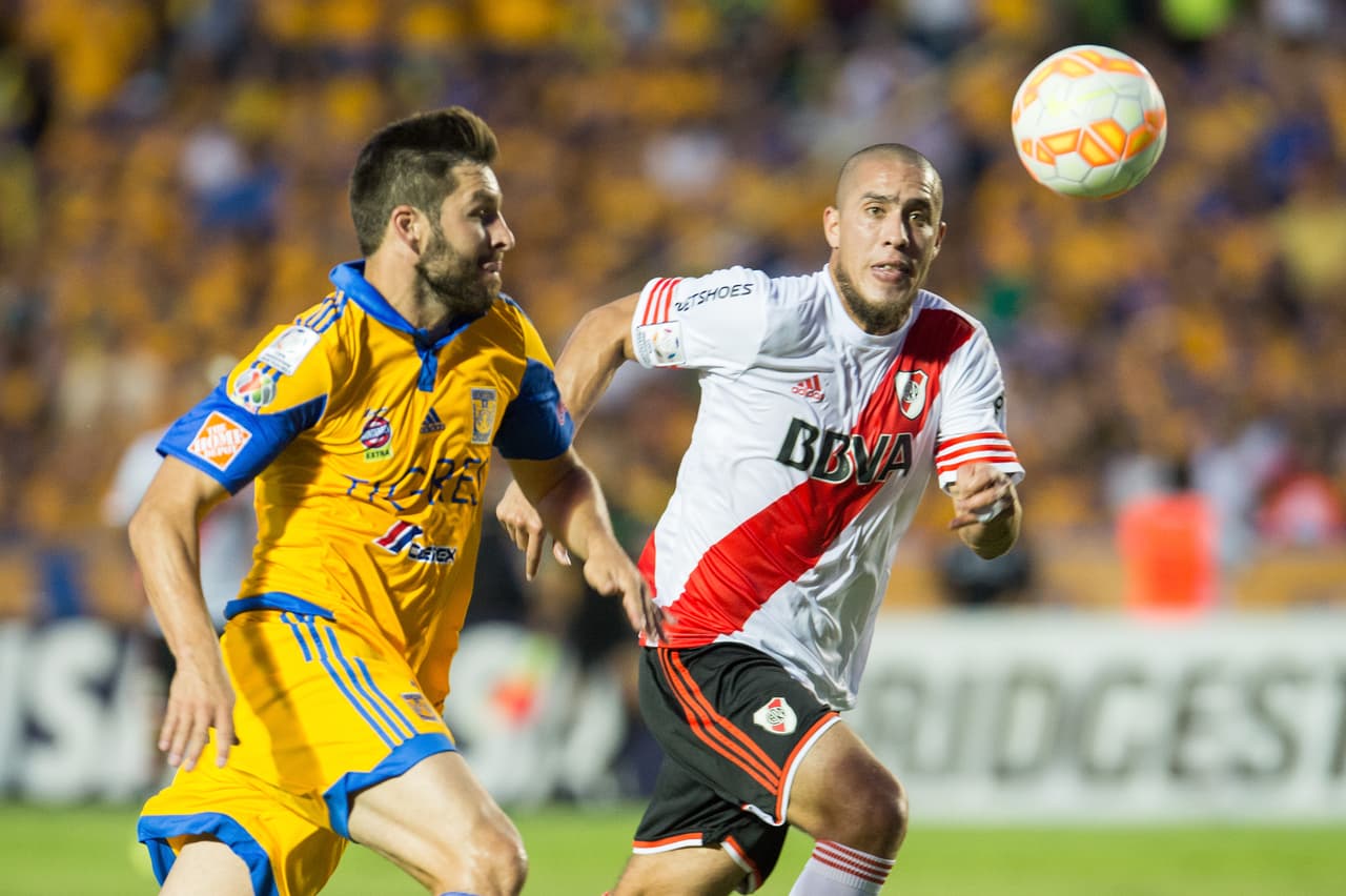Sobre los hombres que deben pesar o que pueden inclinar la balanza a favor de su equipo tenemos por River Plate a Maidana el defensor tiene buena estatura y cabeceo lo cual puede ser factor en jugadas a balón parado.