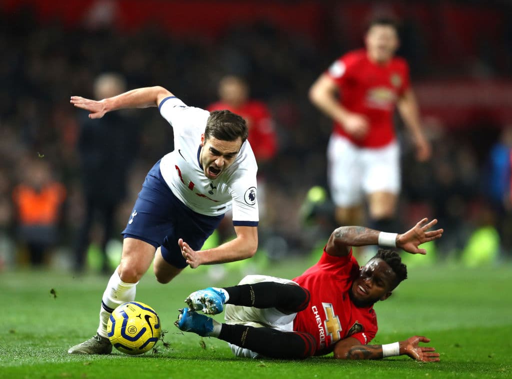 Con doblete de Marcus Rashford al 6 y al 49, Manchester United se impone en casa 2-1 al Tottenham.
