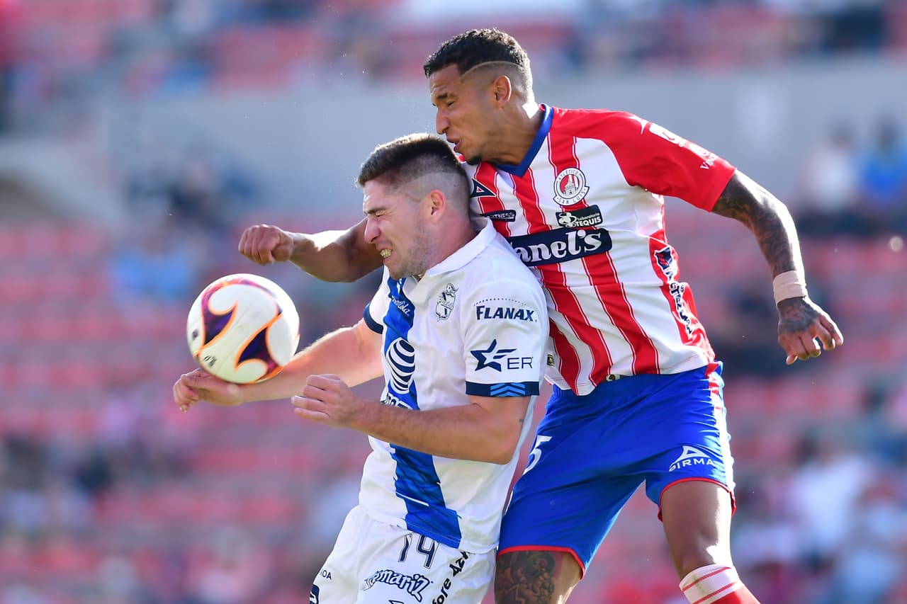 Santiago Ormeño, Christian Tabó, Daniel Álvarez y Guillermo Martinez son los encargados de marcar en la victoria 1-4 del Puebla sobre el Atlético San Luis.