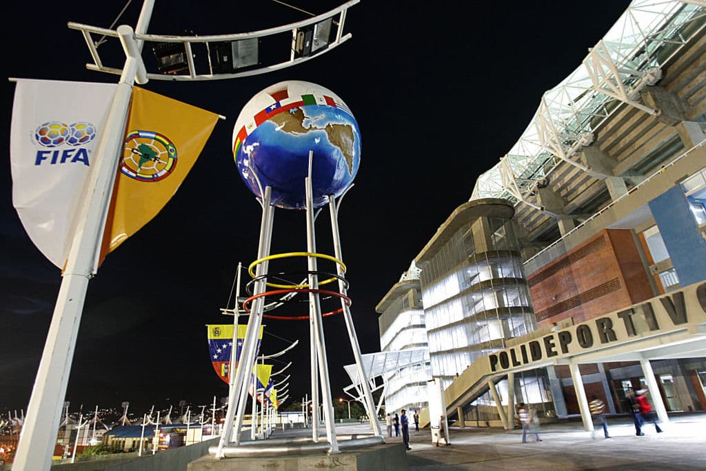 <b>Primera división de Venezuela</b>
<br>La suspensiónde la liga es por tiempo indefinido.