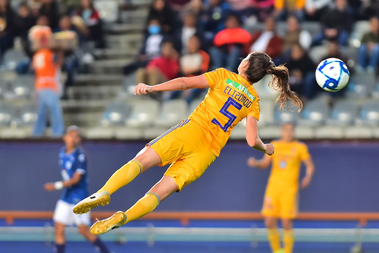 Las Tuzas vencen 3-1 a Tigres con goles de Mónica Ocampo y Lizbeth González (2); María Fernanda Elizondo marcó por Tigres.