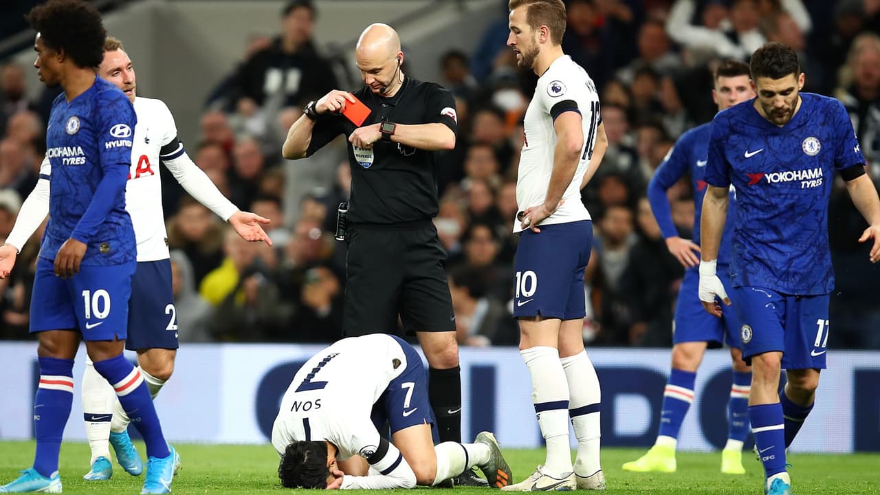 Nos vemos el próximo año: Son con castigo de tres juegos