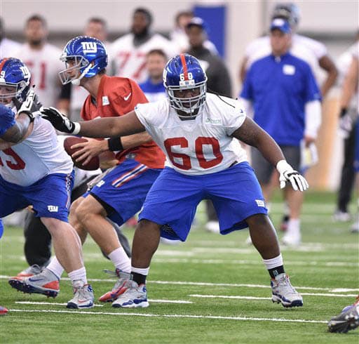 Practicando las jugadas ofensivas (AP-NFL).