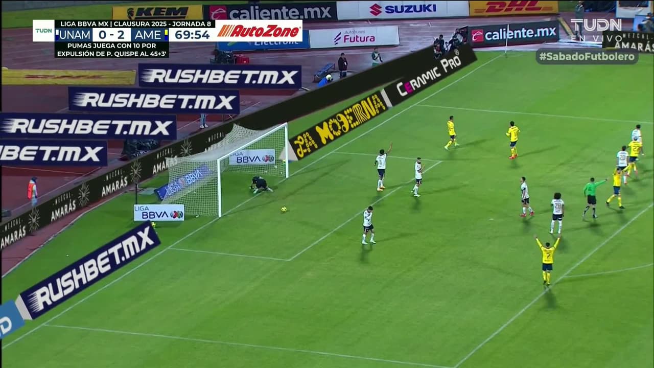 ¡GOOOL! Érick Sánchez anota para América.