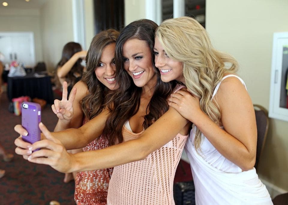 Mira a las bellezas de los New Orleans Saints durante su shooting para el Calendario 2016 (Fotos por Alex Restrepo y Ashley Amoss / New Orleans Saints).