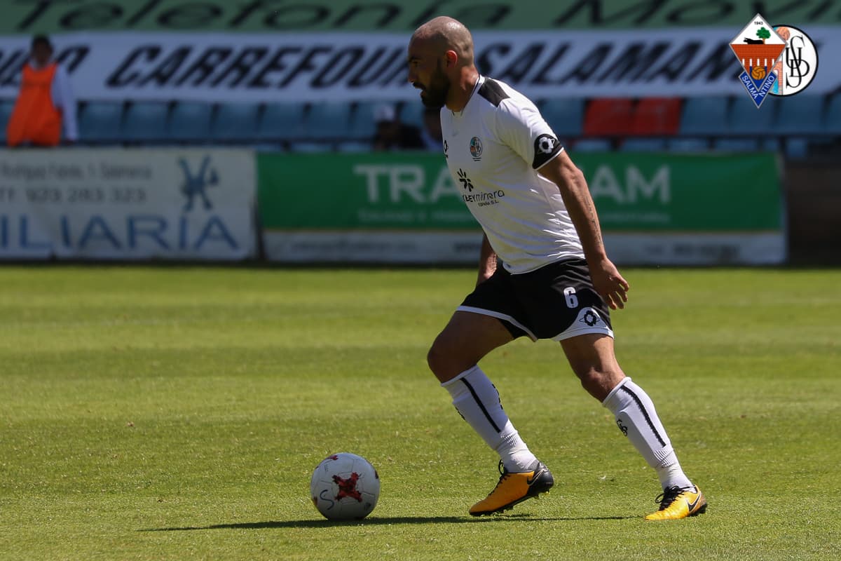 Jehú Chiapas llegó libre desde el Veracruz y la pasada temporada fue capitán y pieza importante del proyecto salmantino.