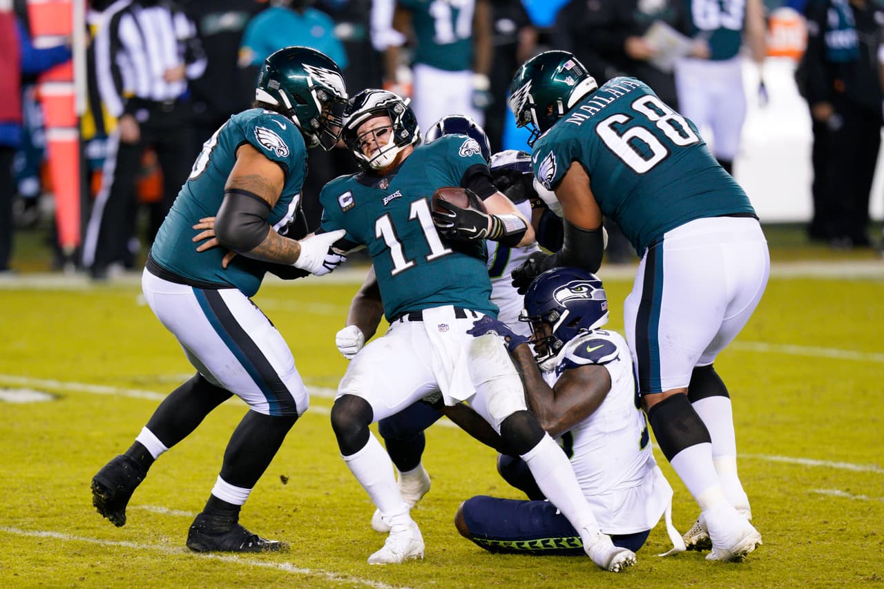 Seattle juega mejor y Seahawks vencen 23-17 a los Philadelphia Eagles.