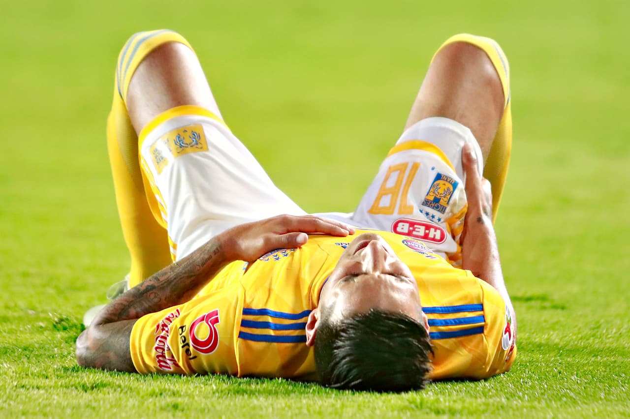 Y de manera agónica hasta en los penaltis, Pachuca se impuso 6-5 para meterse a las Semifinales de la Copa MX en un partido que el aficionado agredeció por la entrega y la emoción.