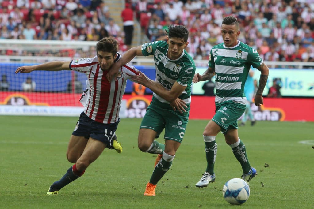 Gerardo Arteaga se ha convertido en otra de las gratas sorpresas con Santos Laguna, con el que, al igual que Abella, fue campeón de la Liga MX.