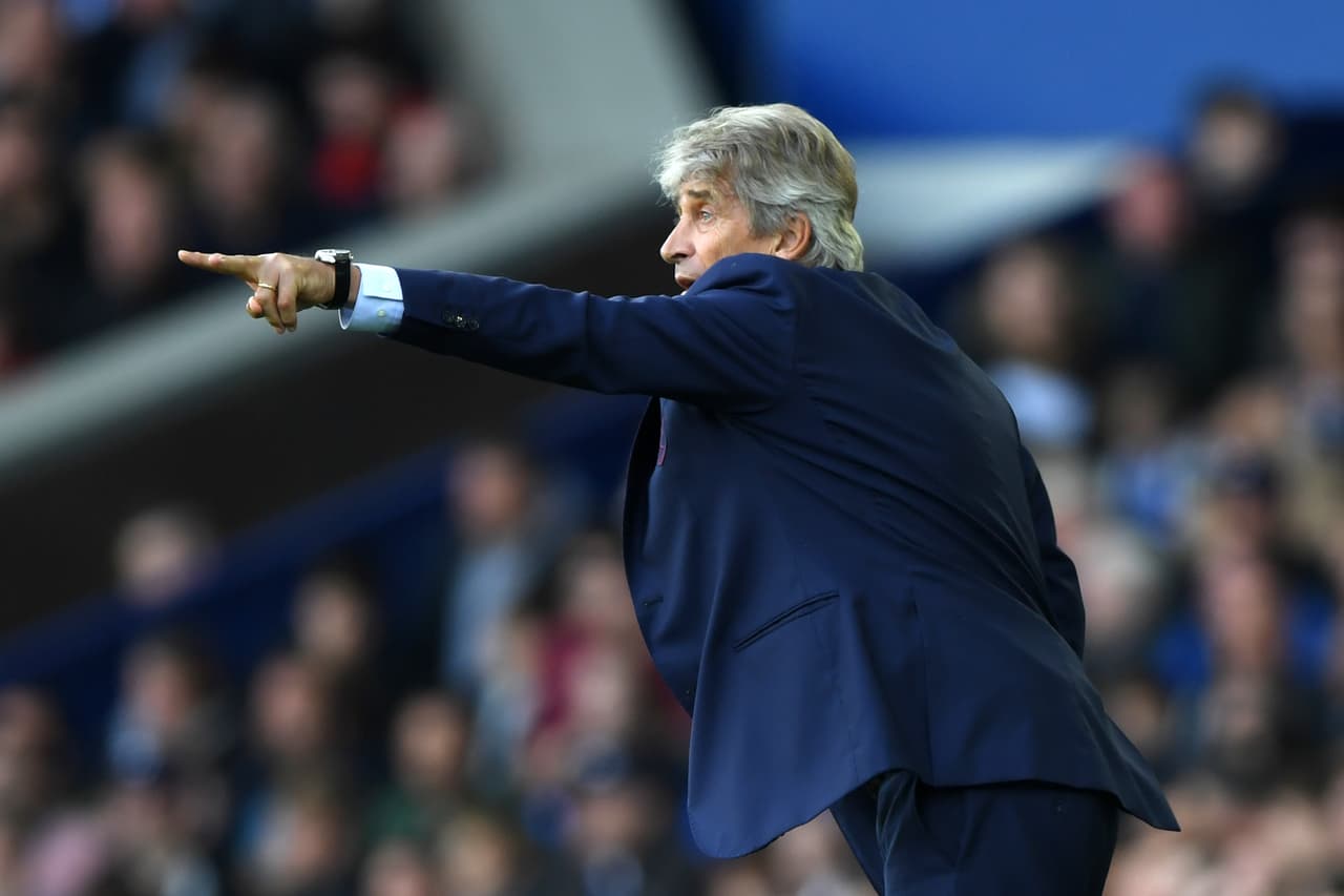 Pellegrini planteó muy bien el partido para sostener el marcador a su favor y en el segundo tiempo de nuevo estuvo arriba.