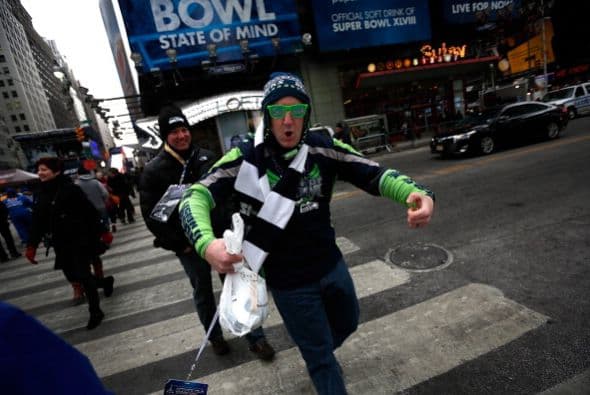 Todo un ambiente de futbol americano se respira en las calles de N.Y. y N.J. Las imágenes no mienten, ¡chécalas!