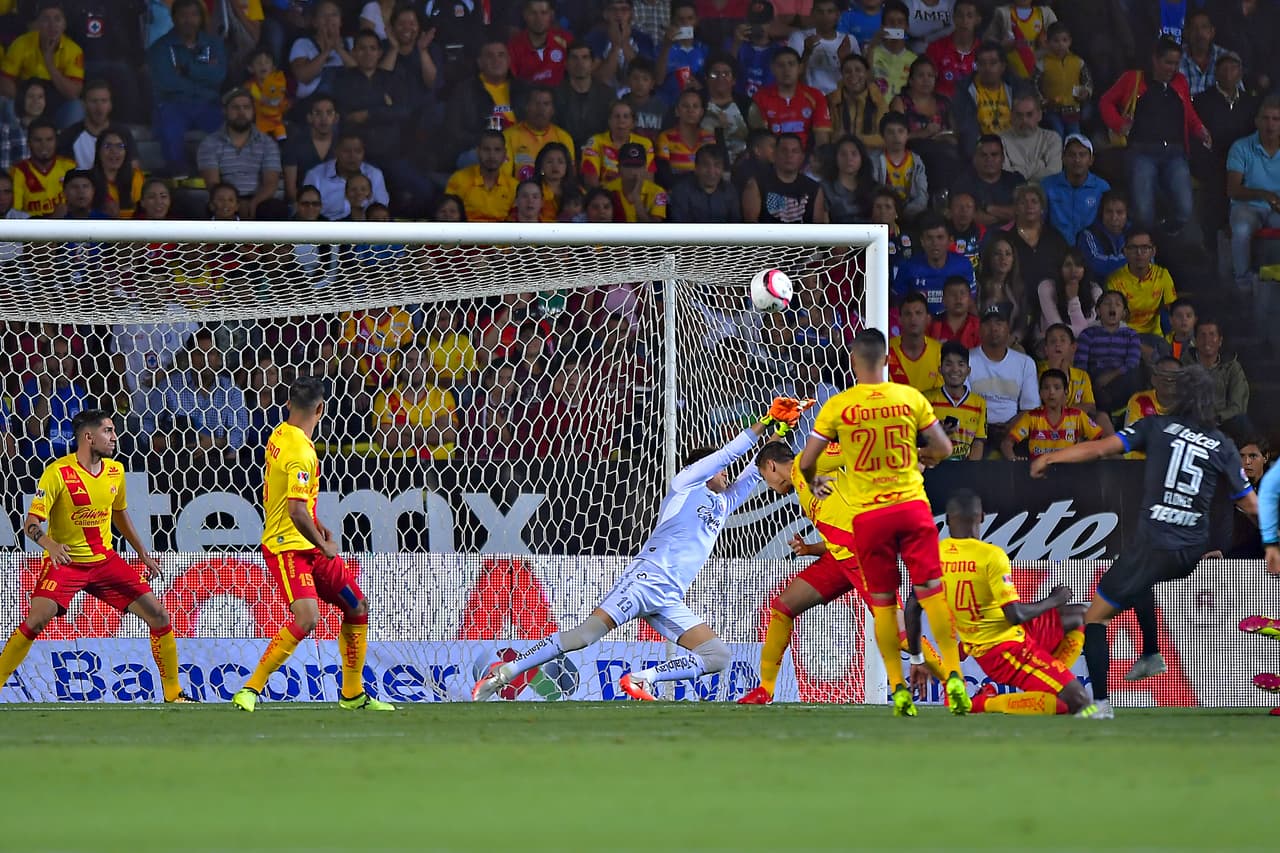 Fecha 16: Morelia cayó en el estadio Morelos 1-2 contra Cruz Azul.