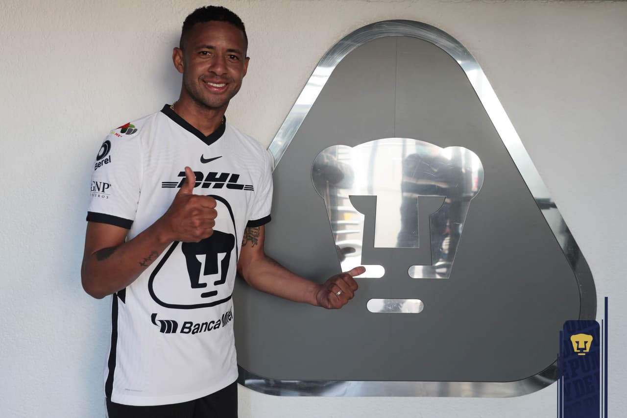 Pumas presenta a Gabriel Torres como su nuevo goleador