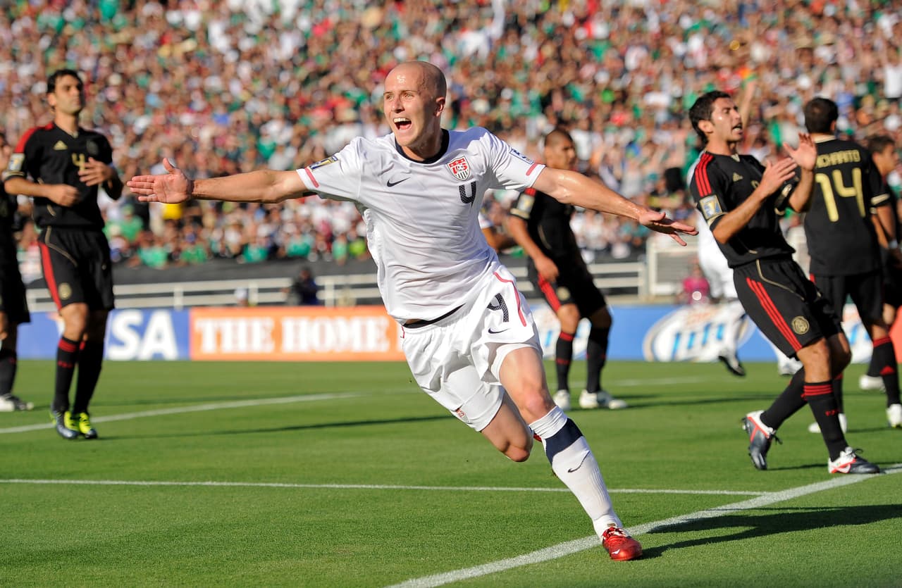 El nacido en New Jersey y Landon Donovan han sido los máximos anotadores estadounidenses a la Selección Mexicana en la historia.