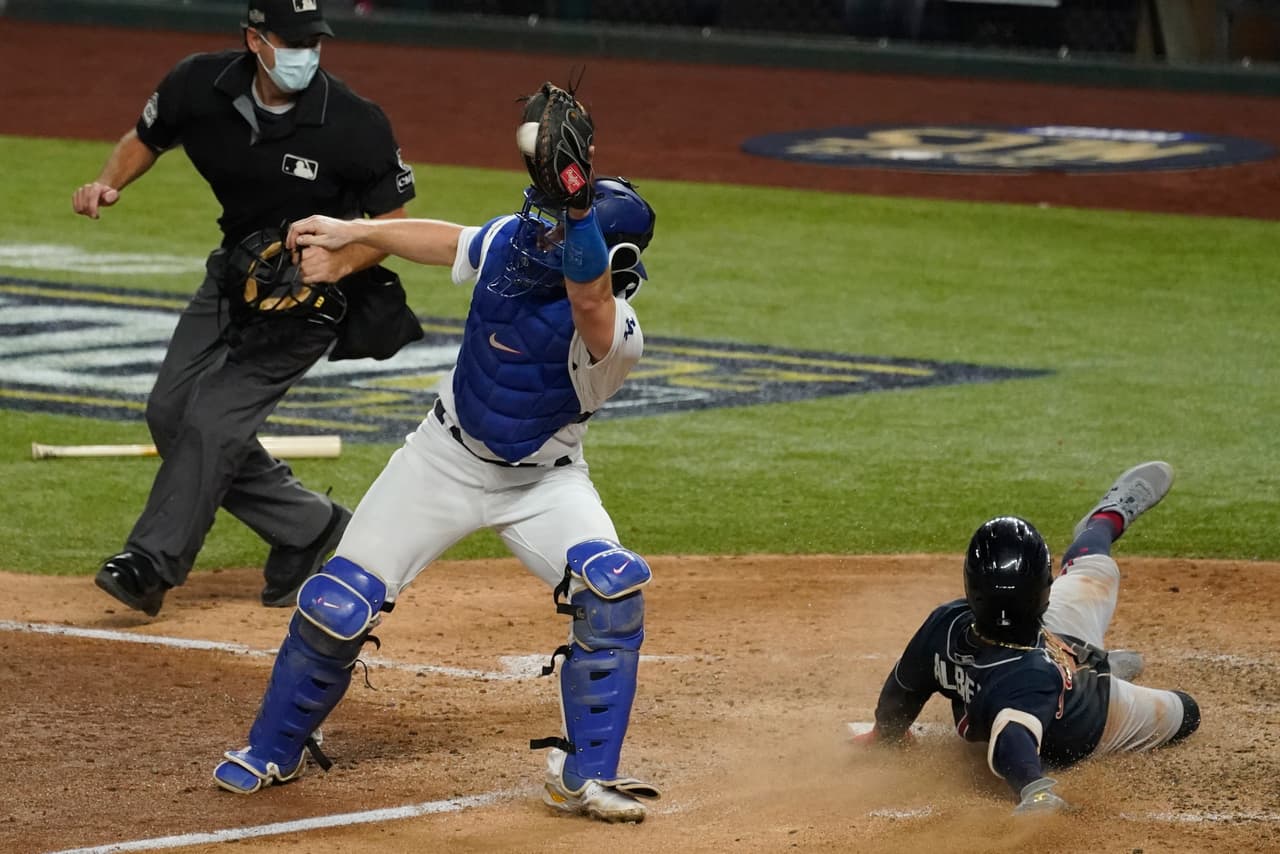 Atlanta vuelve a dejar ir una ventaja 3-1 y termina perdiendo el juego más importante de la serie 3-4 frente a Los Angeles Dodgers.