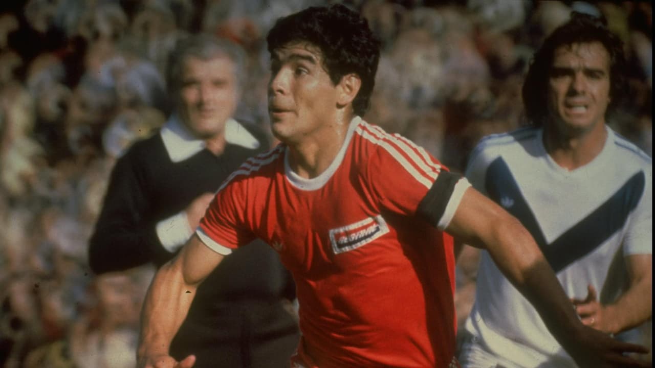Muestran tesoro oculto de Maradona: firma en una servilleta, como Messi