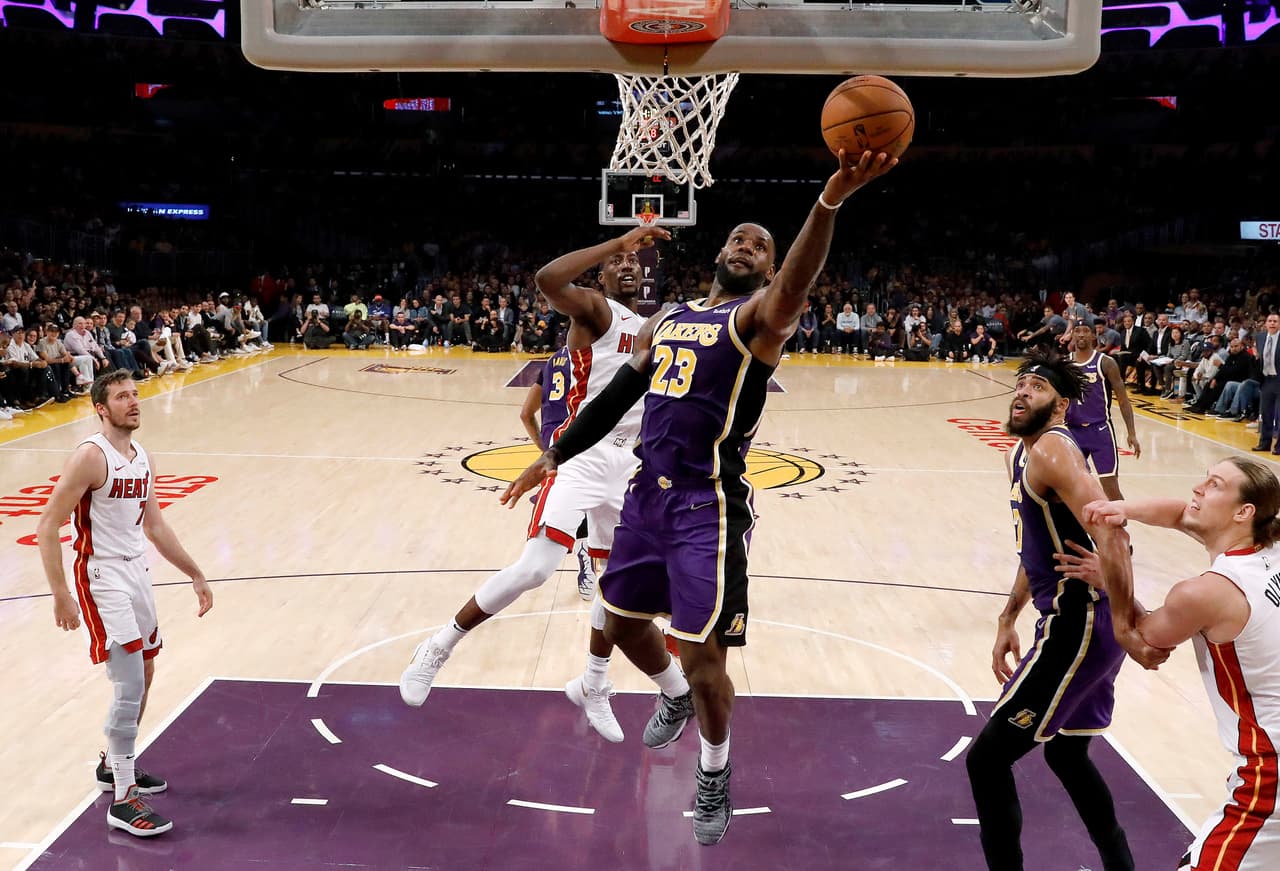 Los Angeles Lakers se están caracterizando esta temporada por su defensa imparable. La excelente dupla que arman Anthony Davis y LeBron James es muy notoria en los resultados. Su récord es de 7-2.