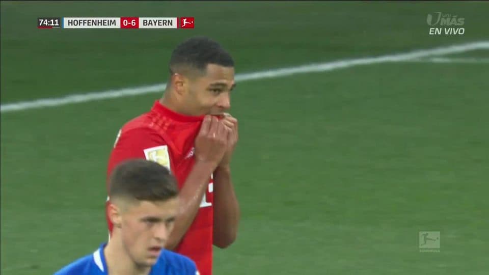Tiro desviado de Serge Gnabry
