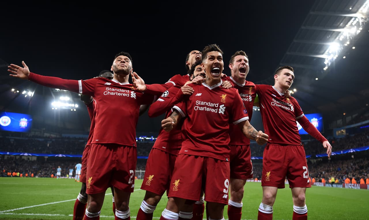 Liverpool venció 2-1 de visitante al Manchester City en el Etijah Stadium y dejó la serie de cuartos de final 5-1 para ponerse en semifinales de la Champions League.