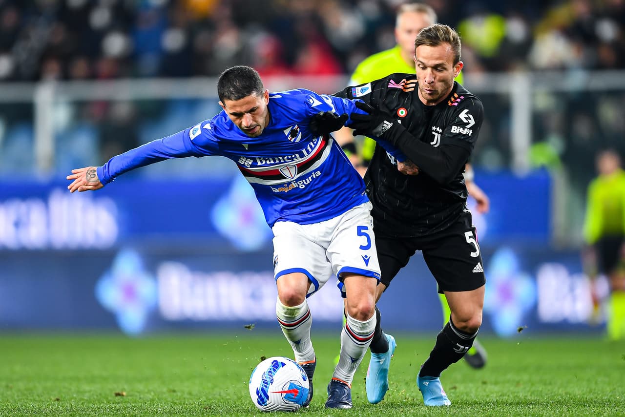 Álvaro Morata marcó un doblete en la victoria por 3-1 de la Juventus sobre la Sampdoria, que mete presión a los punteros de la Serie A.