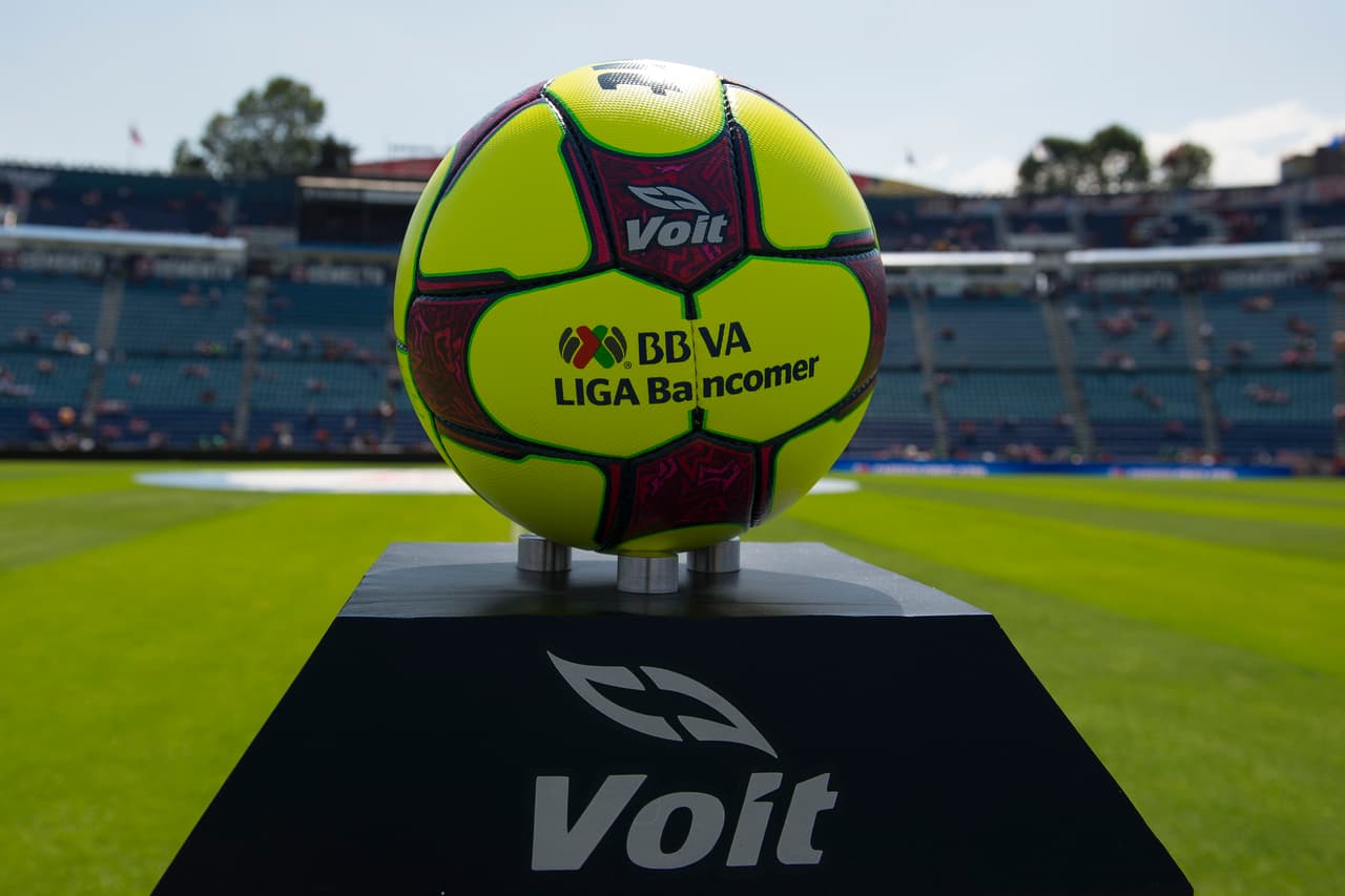 Todo listo en el Estadio Azul. El emblemático inmueble de la Colonia Nápoles está viviendo uno de sus últimos torneos.